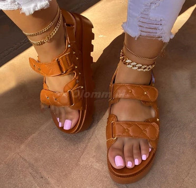 2022 spring/summer women new outdoor leisure ms slippers beach Double layer leather thick bottom all-match flat sandals