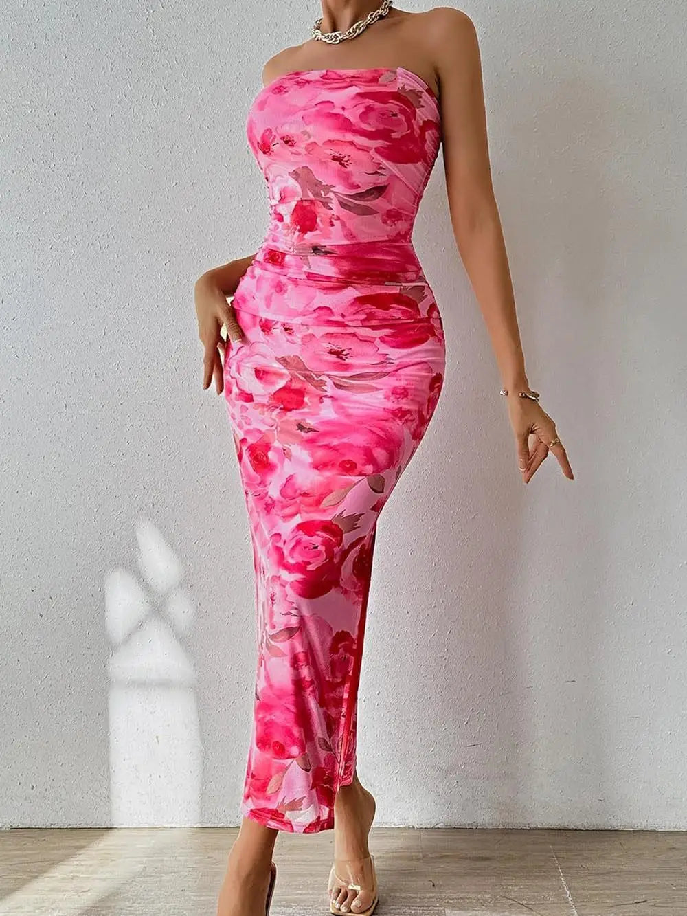 Summer women's new temperament slim sexy strapless under the spread of a sleeveless sheath print dress